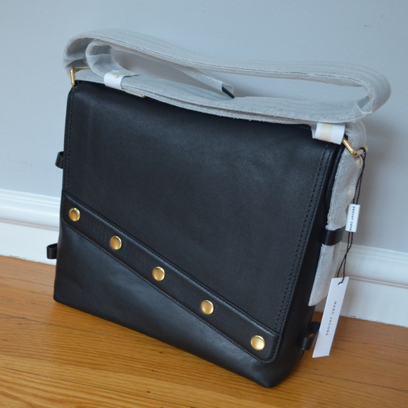 MARC JACOBS Black Stud Leather Bag